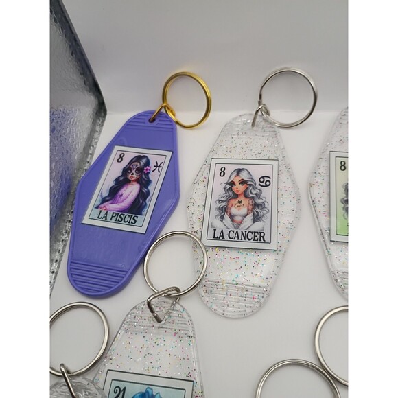 Women's Lot Of 12 Mail Stamp Zodiac Motel Keychain Keyrings Personalized Gifts - Picture 4 of 5